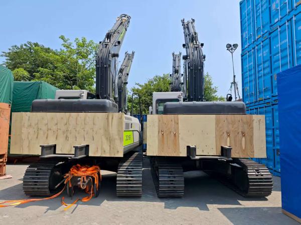 ZE215Eシリーズ 燃費効率の良いズームリオン掘削機 省エネ 環境に優しい ZE215E