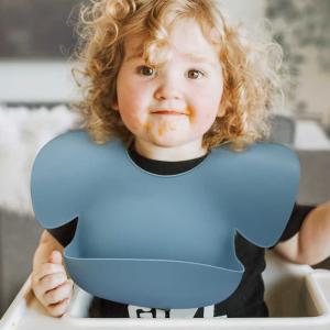 Waterproof Weaning Bibs Silicone Feeding Bib For Three Years Old