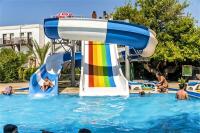 Instalações de parque aquático ODM piscina comercial Slides de jogos aquáticos para crianças