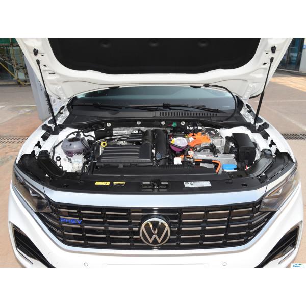2023 Volkswagen Passat Phev SUV The Perfect Combination of Performance and Efficiency