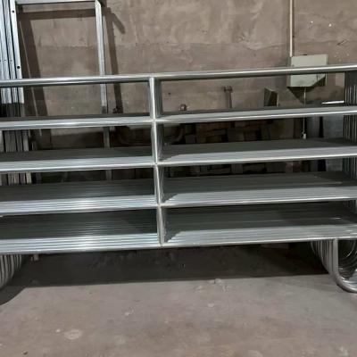 Hot Dip Galvanized Steel Cattle Yard 3 Rail Horse Fence 6 Feet Height