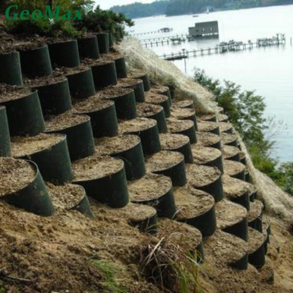 Black HDPE Geocell 200mm Height 445mm Welding Space For Retaining Walls River Walls Gabion Replacement Vegetated Wall