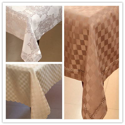 BSCI audit passed-Luxuary 100% Polyester jacquard tablecloth with nice edge workmanship