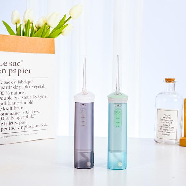Waterproof Ipx7 Water Flosser , Cordless Oral Irrigator With 200ml Water Tank