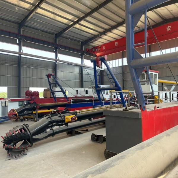 30 Cbm/h 掘削船 掘削機 砂割り機 吸い込み掘削機 運河掘削用