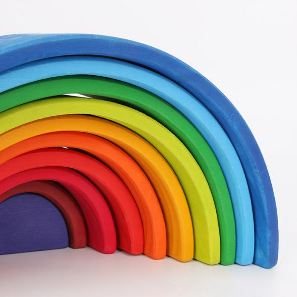 Blocs constitutifs en bois Toy Creative Educational d'arc-en-ciel de Brown 18cm