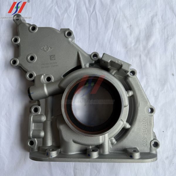 Excavator Parts 1011015-52D Oil Pump For D7E D7D Engines, Construction Machinery Oil Pump Replacement