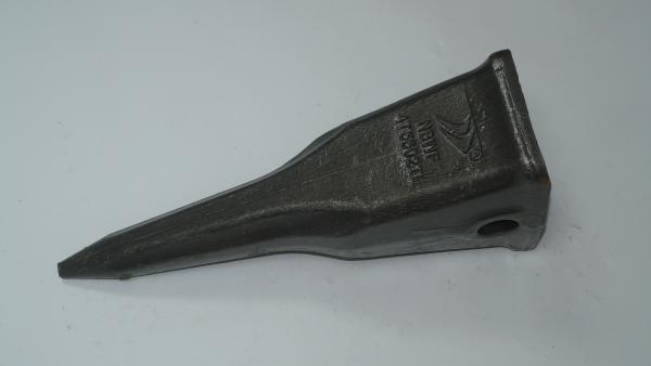 HRC48 - HRC53 Excavator Ripper Tooth 4T5502TL Ripper Teeth D90
