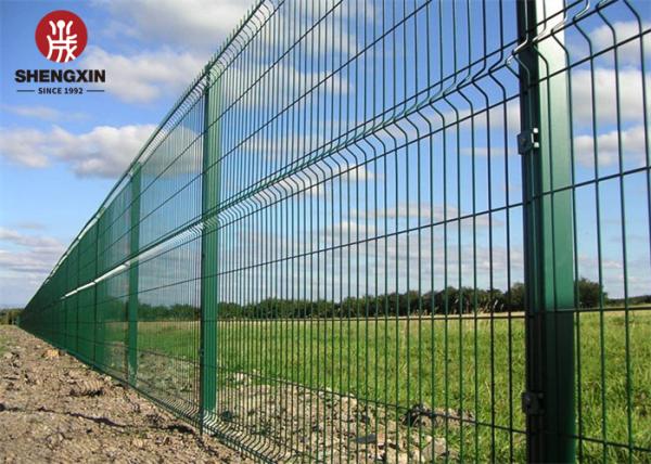 Aging Resistant 3D Wire Fence