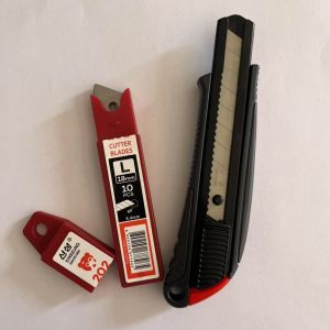 0.4 Mm Thickness 18mm Knife Blades Fits Most Knives 8 Segments