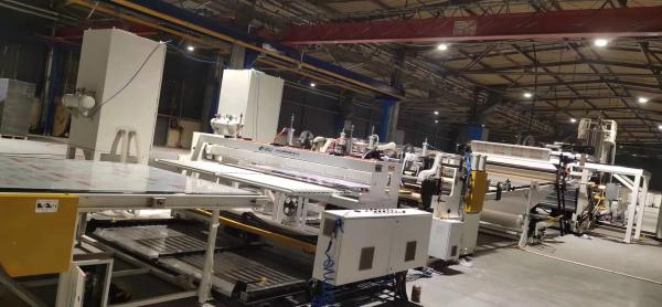 Single And Twin Screw Hollow Pc Polycarbonate Sheet Extrusion Process