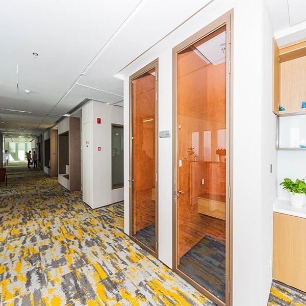 5mm 6mm 10mm Double Glass Partition With Polished Frame Silver