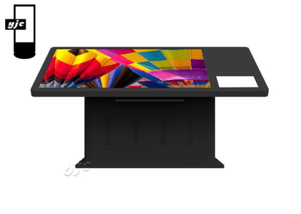 65″ TFT Type Horizontal Interactive Digital Signage Kiosk