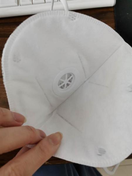 Hygienic Disposable Pollution Mask , Ffp3 Medical Mask Effective Isolation Hypoallergenic