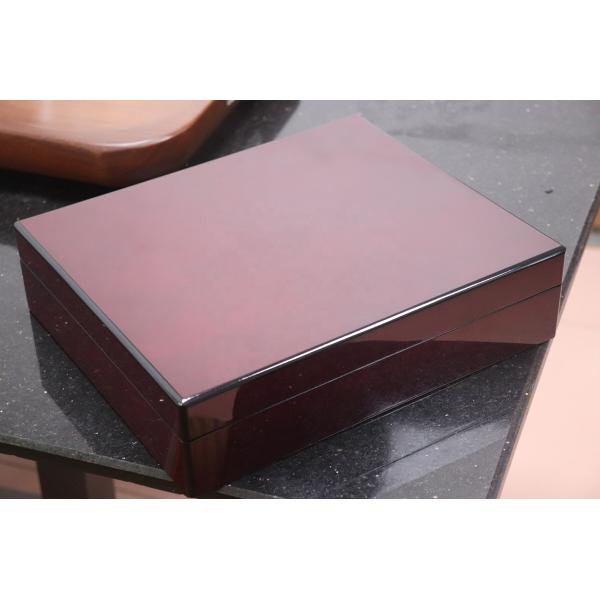 Wooden Jewelry Boxes Material Wood Customized Color and Logo for Global Transportation