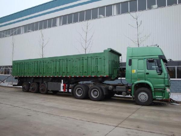 China Howo 371hp Tractor Truck / prime mover in volvo technique with warranty