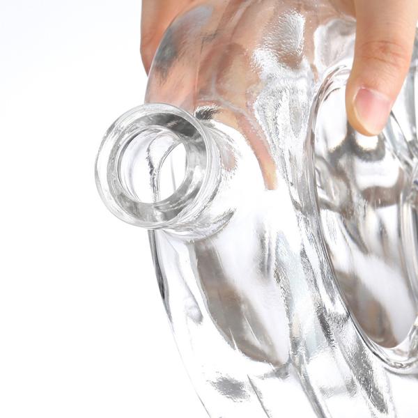 Unique Design 700ml Vodka Glass Bottles for Lids Customize Sealing Type and Well Sealed