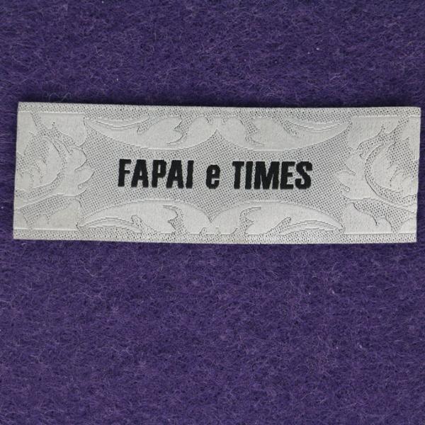 Custom Made Woven Clothing Labels Cloth Sewing Labels Fold For Garment