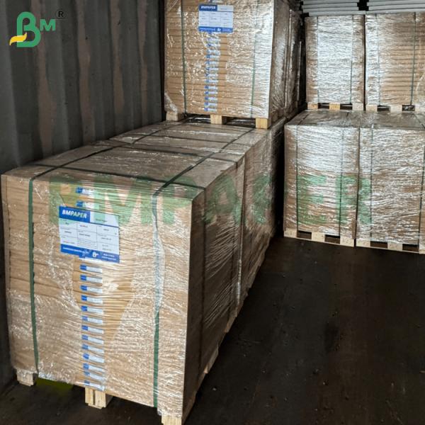 30g Food Grade Wax Coated Paper For Candy Wrap Non - Stick 30 x 30cm Oilproof