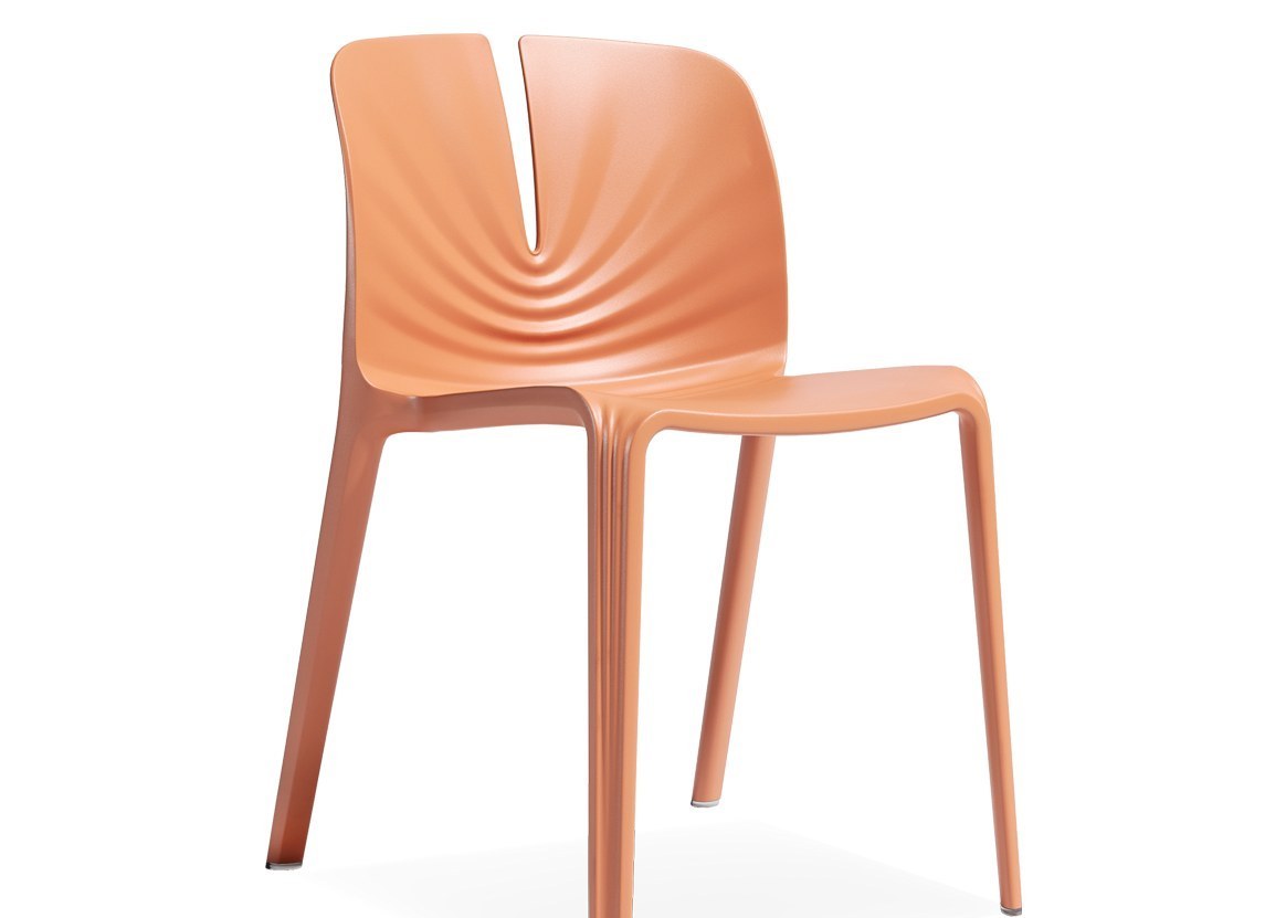Plis Design Chair with Italian Design and Natural Colors in W500*D525*H785(mm) for Guest Seating