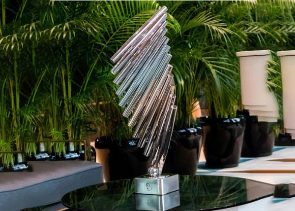 Escultura de aço inoxidável da arte home do tubo do ofício do metal da tabela da decoração