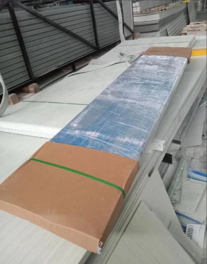 50MM - 2700MM ancho Panel de caja de refrigerador de camión de FRP No es fácil de dañar buen aislamiento