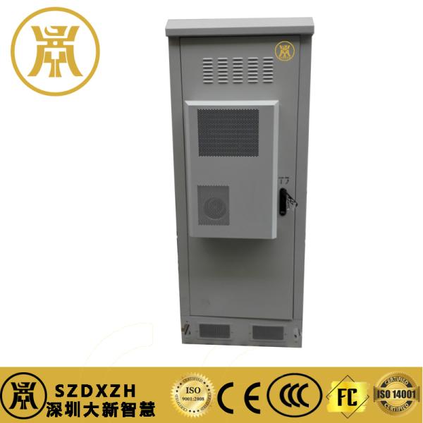 Montado en el piso 40U gabinetes de telecomunicaciones al aire libre gabinete de equipos con sensores de agua y humo