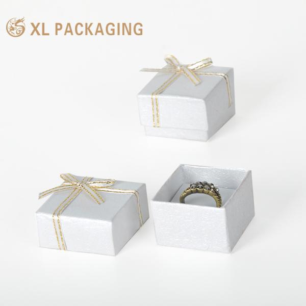 Custom Lid & Base Luxury Jewelry Gift Boxes for Jewelry Brands & Retailers
