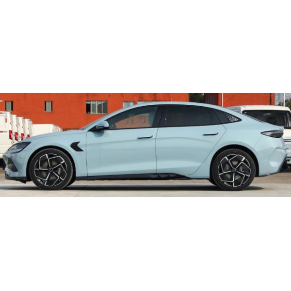 Место двери 5 электрического автомобиля 4 700km долгосрочной RWD версии BYD Searl 2022 среднее