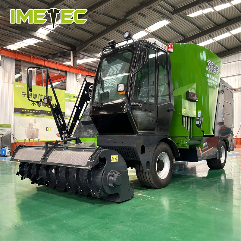 ODM Self Propelled TMR Feed Mixer Wagon Mixer Integrated Mixing Stirring Conveying And Feeding