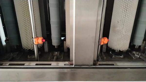 Máquina de lavar de vidro duplo de 2000 mm com forte capacidade de limpeza