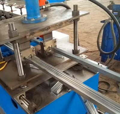 Rolo da quilha da luz da canaleta em U de C que forma M da máquina 10 - 15/produtividade mínima