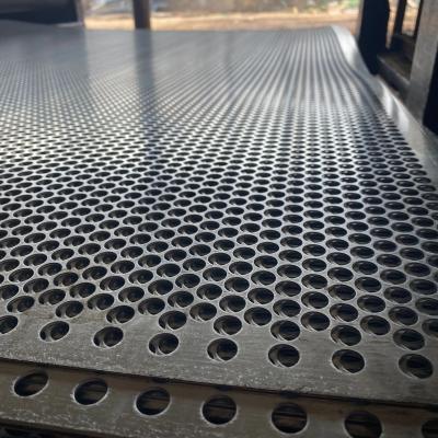 o SUS 304 de 0.3mm 20ft perfurou a folha de aço inoxidável com furos