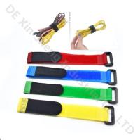 O gancho e o laço altos da curvatura do metal da rapidez prendem com correias a impressão de seda
