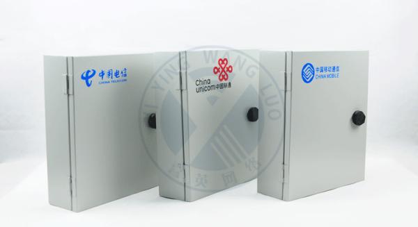 Outdoor IP65 Cold rolled steel(SPCC)  Wall Mounted Fiber Optic Distribution Box with 2*1:8 PLC Port SC