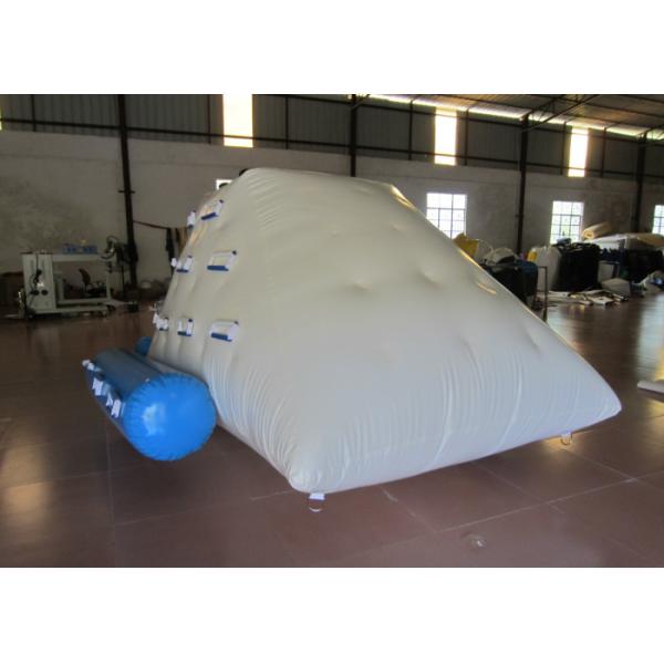 Раздувной айсберг 4 x 2m игрушек воды, привлекательное аквапарк айсберга на открытом воздухе игр раздувное для продажи