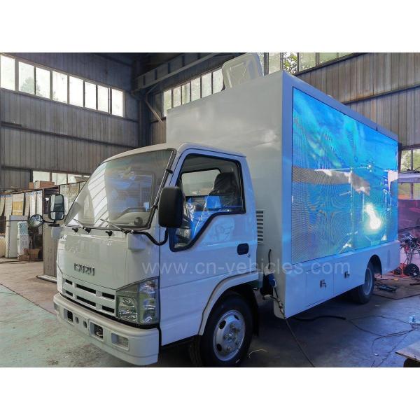 Isuzu LED Advertising Vehicle And Display Truck , Mobile LED Billboard Advertising Truck