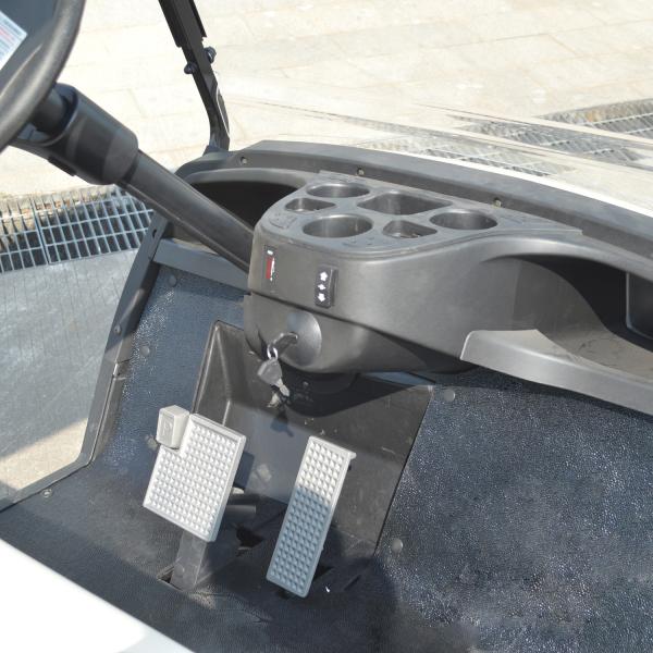 Popular Outdoor 6 Seater Golf Cart With Aluminum Rim , 48V Battery Voltag