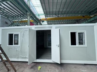 Multi Functional Emergency Housing Portable Steel Expandable House With Durable Steel Structure