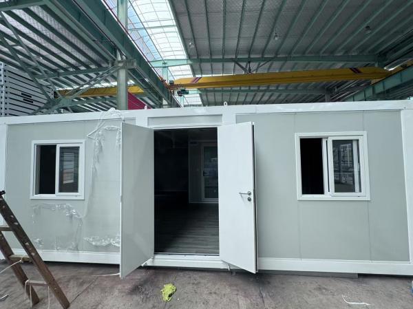 多機能緊急住宅 ポータブルスチール拡張ハウス 耐久性のある鉄骨構造