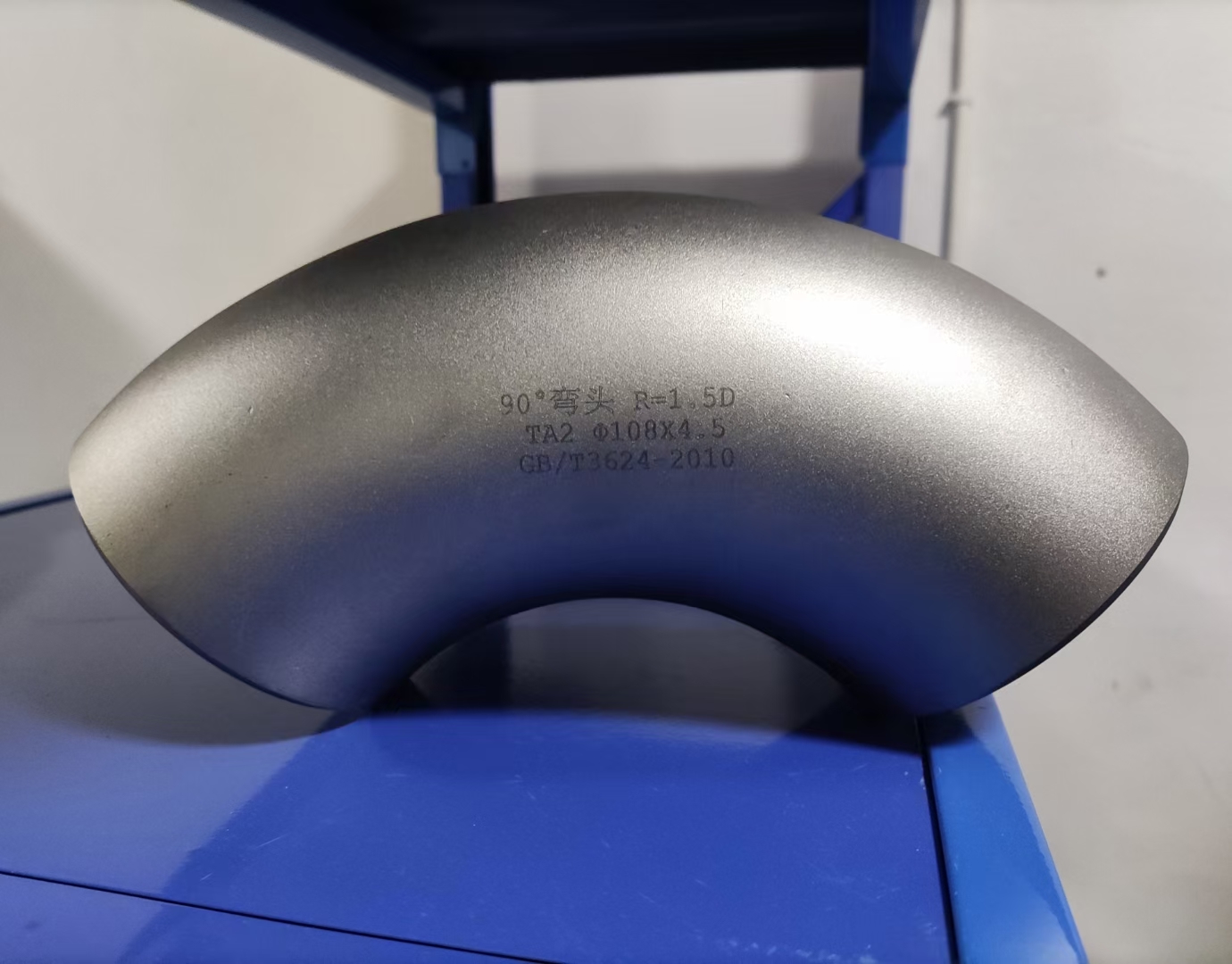 BW ASTM B36.19 штуцеры трубы титана локтя DN100 титана 90 градусов