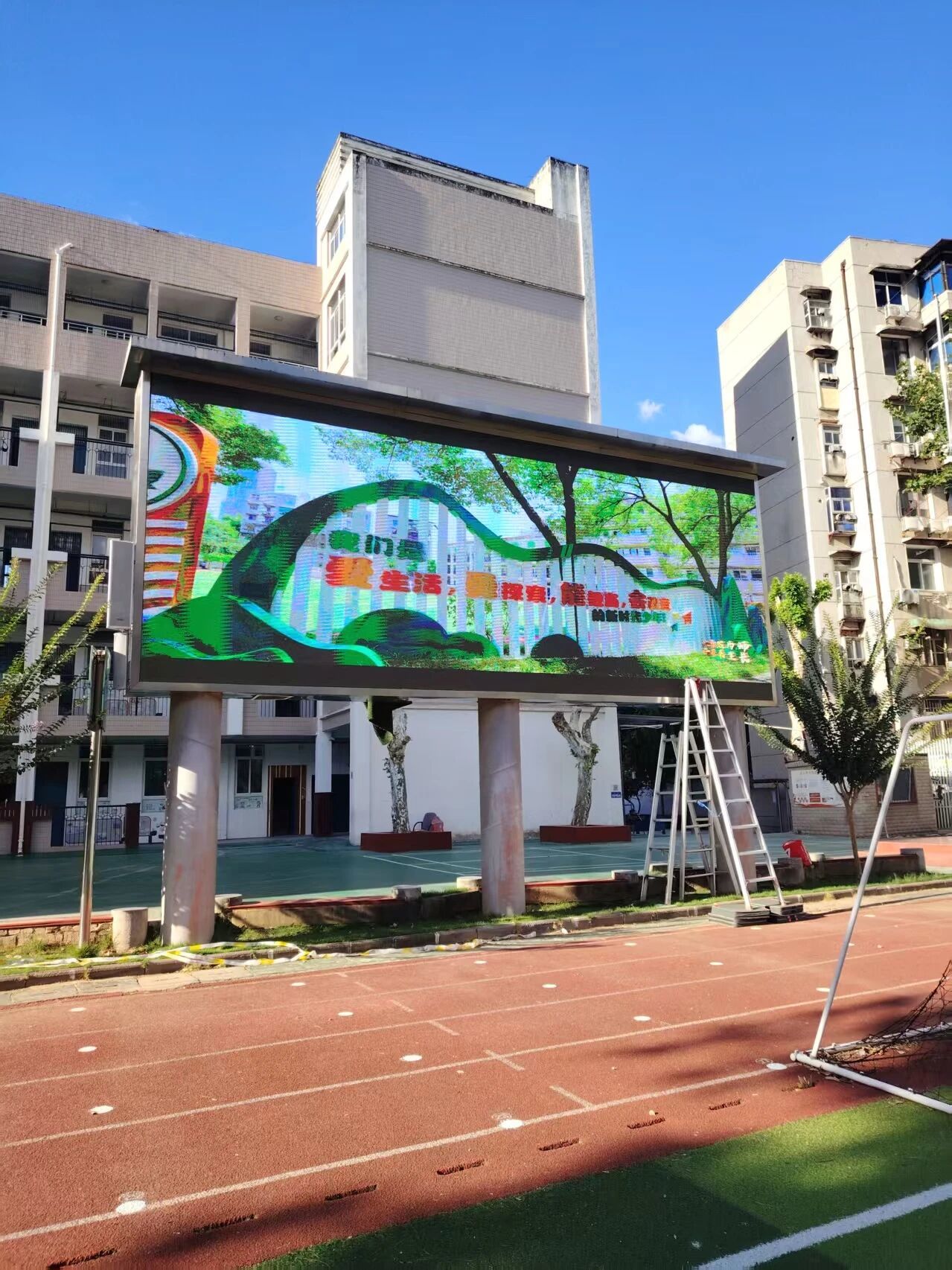 Outdoor LED Screen IP66 Waterproof Commercial LED Advertising Signage