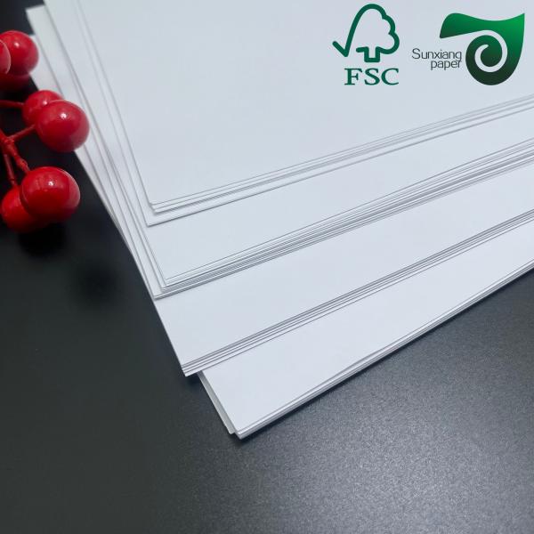 90 grammes de feuilles de papier offset super blanches FSC avec une excellente performance d'impression