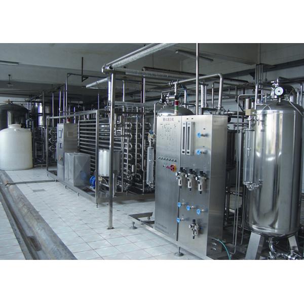 Линия бутылки стекла 6000 BPH заполняя, 18 голов Carbonated линия завалки напитка