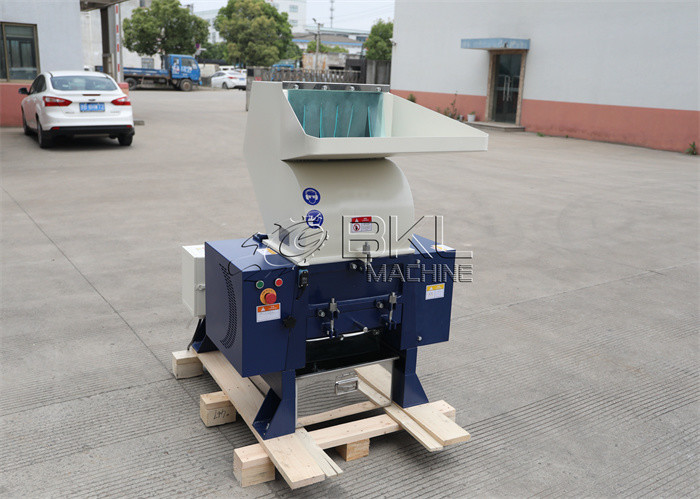 Машина дробилки 7.5KW ABS HDPE небольшая пластиковая ненужная пластиковая задавливая