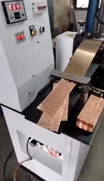 Aleta do radiador do tanque de água que faz a veículo da engenharia do caminhão das fileiras da máquina 8 300 RPM