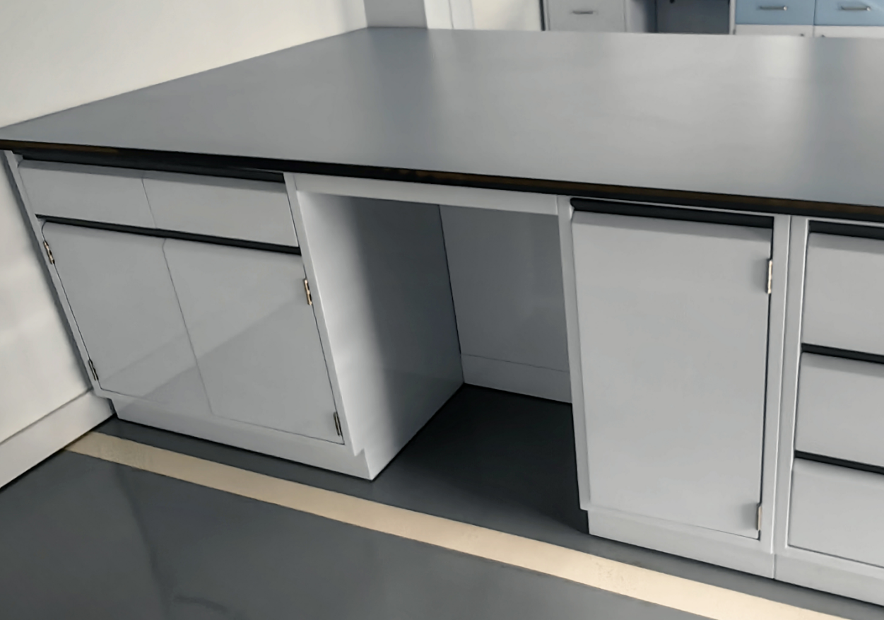 Ergonomic Laboratory Benches Heavy Duty Modular Laboratory Furniture With Epoxy Coated Steel
