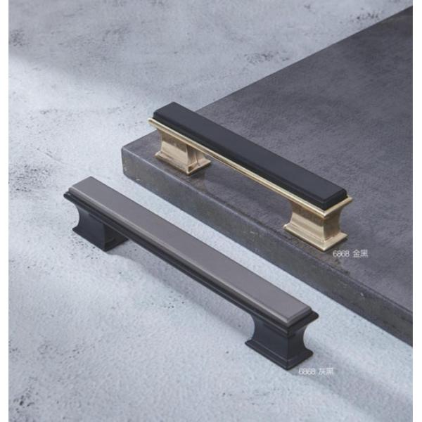 Tire del repujado que talla el tirón grande de aluminio de la manija fijan el metal de madera de lujo de la puerta