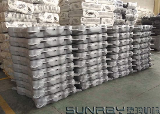 High Eficiency Plastic Blow Moulding Machine For Solar Panel Floater SRB120N