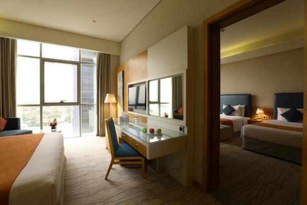 Prey Veng Province furniture supplier for Hotel room furniture hotel bed with wood tables and hotel sofa set